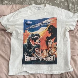 Brandy Melville t shirt :)